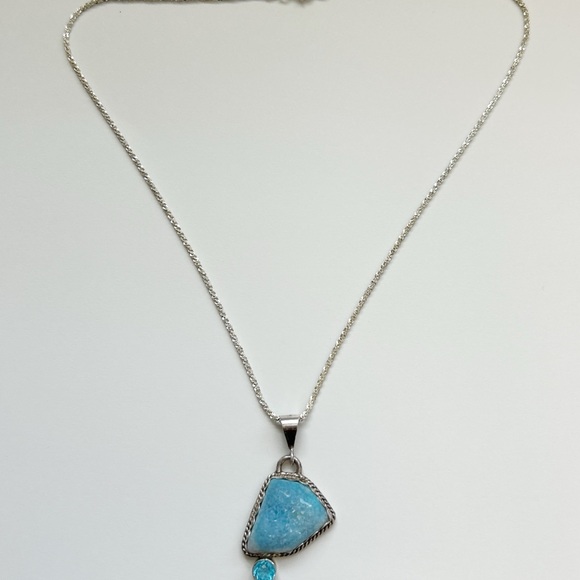 Gorgeous Signed Shimmering Blue Druzy Blue Topaz Sterling Silver Necklace - Picture 8 of 12